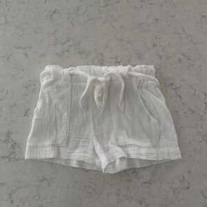 Indigo Rein White Casual Shorts